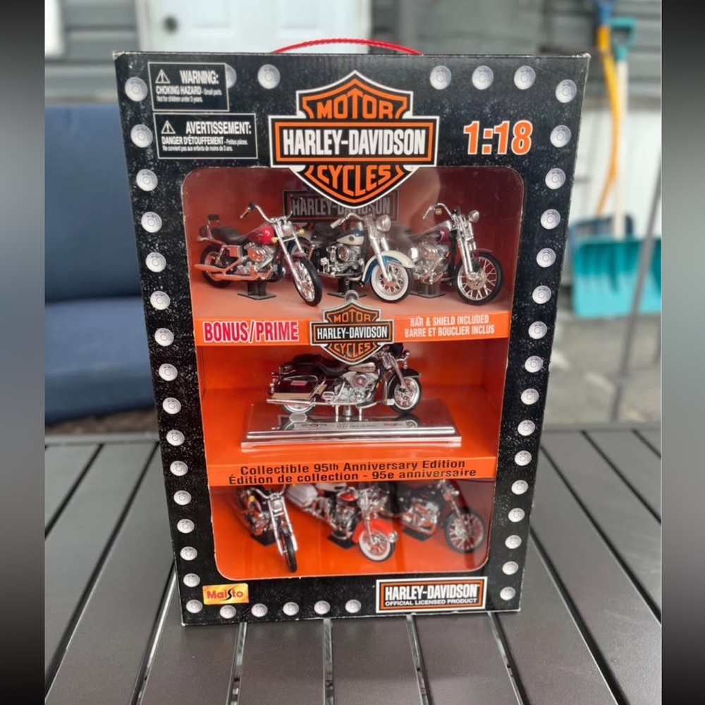 Harley Davidson Collectible 95th Anniversary Edition Collection 2